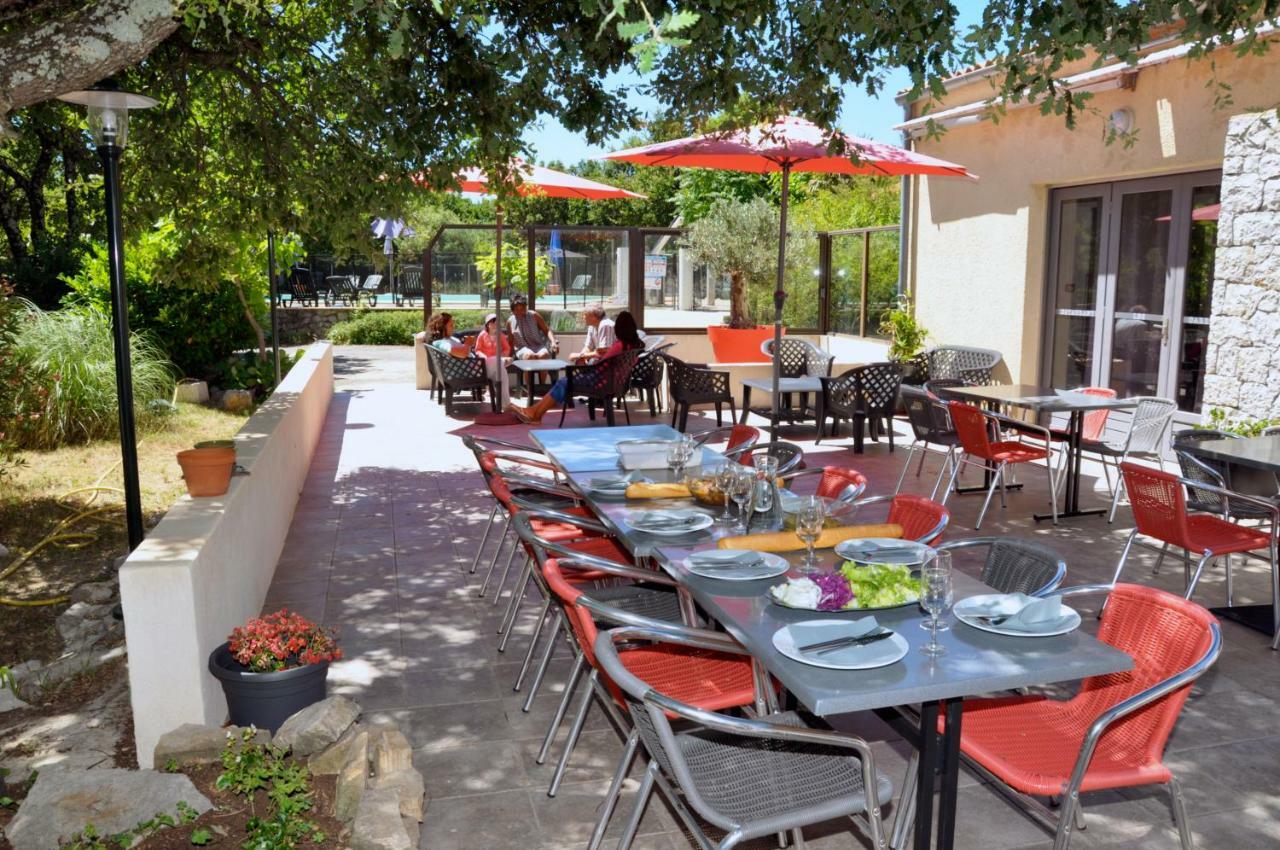 Hotel Les Persedes Lavilledieu  ภายนอก รูปภาพ