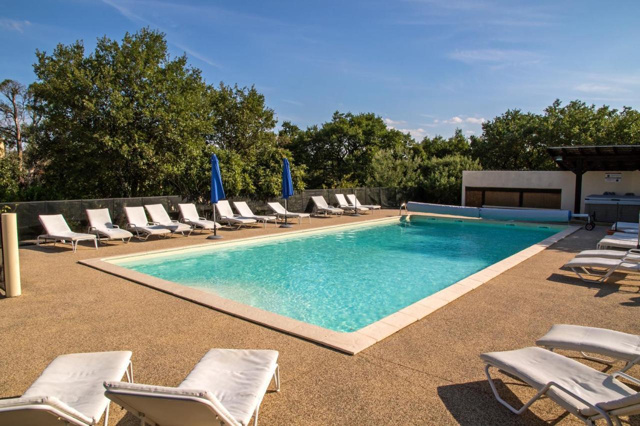 Hotel Les Persedes Lavilledieu  ภายนอก รูปภาพ